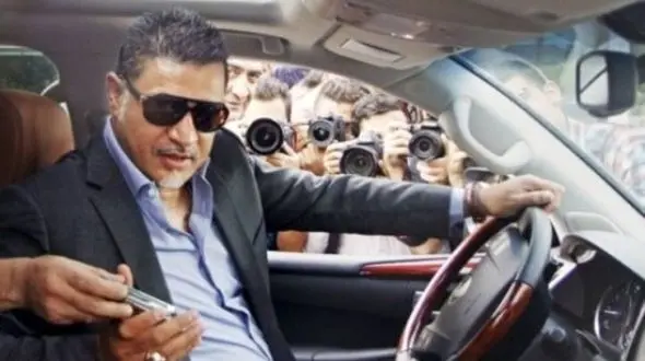 راننده زندانی ایرانی بعد دیدن علی دایی: آقا نوکرتم آقا بذار دستتو ببوسم!