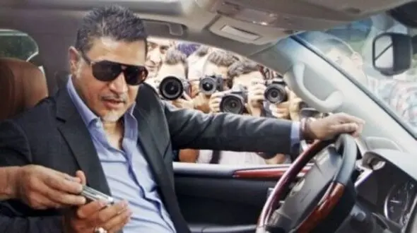 راننده زندانی ایرانی بعد دیدن علی دایی: آقا نوکرتم آقا بذار دستتو ببوسم!