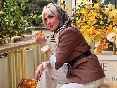 دکوراسیون خاص خانه مریم معصومی به سبک مینیمال اروپایی / از تزئین دیوار با آیینه و تابلوهای زیبا تا ترکیب رنگ سفید در تک تک اساب اثاثییه خونه خانم بازیگر