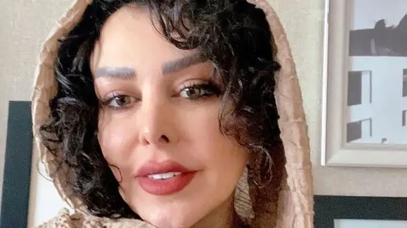 فیلر لب و میکاپ کیوت فلور نظری چهرشو شبیه شخصیتای کارتونی کرده / تغییراتی که 20 سال از سن این بازیگر کم کرد!