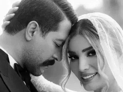 فیلم آواز عاشقانه کامران تفتی برای متین ستوده در اولین ولنتاین شان بعد عروسی / دلم تنگه و لعنت به عشق و این حرفا