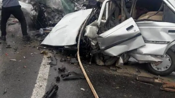 واژگونی خونین پژو در مهریز با 6 مصدوم