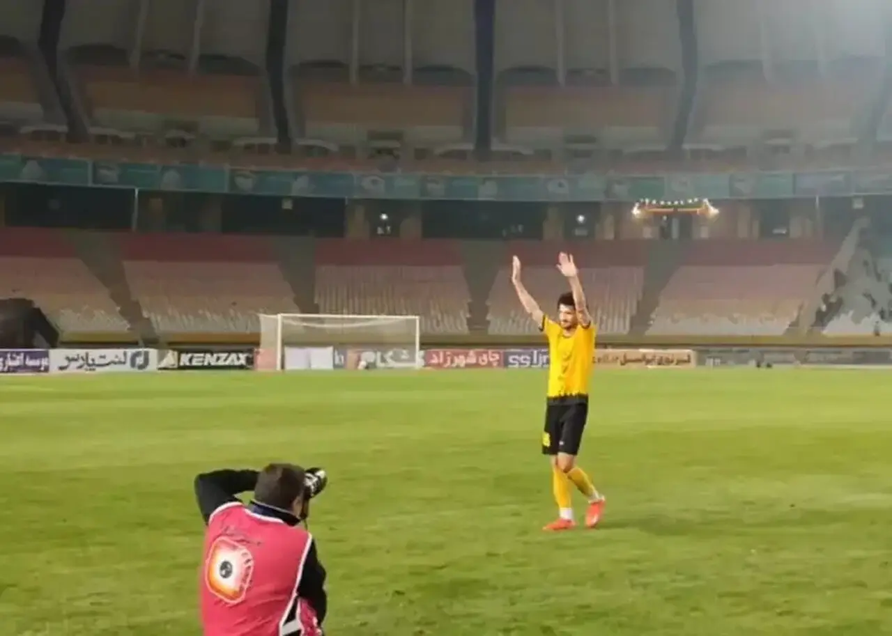 پیوستن مدافع سابق سپاهان و پرسپولیس به استقلال