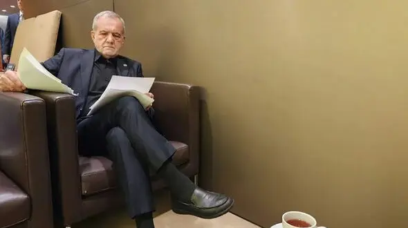 پشت پرده تیم ۶ نفره ای که پزشکیان در حوزه سیاست خارجی با آنها گفت و گو کرد چیست؟