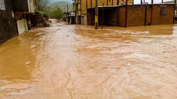 خطر سیلاب از بیخ گوش بانه عبور کرد