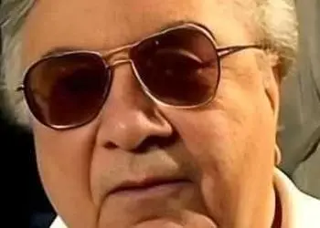 دانلود آهنگ باشکوه گلپا / غم اومد مثل سیلاب ...