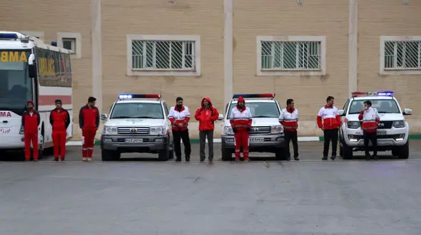 فیلم اولین عملیات امداد رسانی جاده ای نوروز 1402 در البرز / نجات 5 زن و مرد و کودک در تصادف هولناک