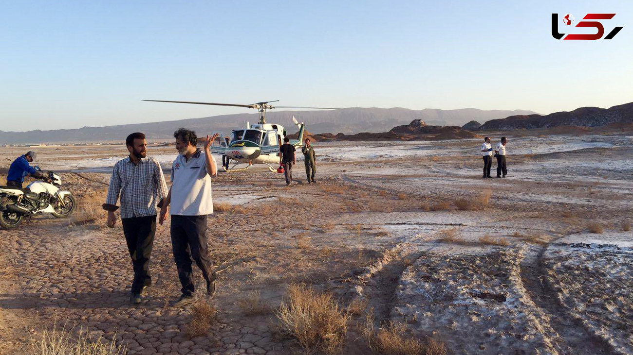 ماجرای سقوط خلبان پاراگلایدر در دامنه کوه های نمکی قم +عکس