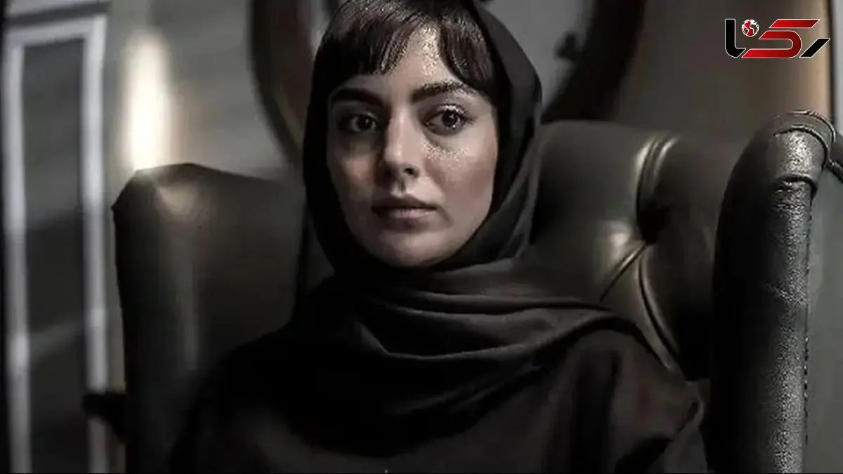  مهشید جوادی با استایل پاییزی بازیگر سریال شغال