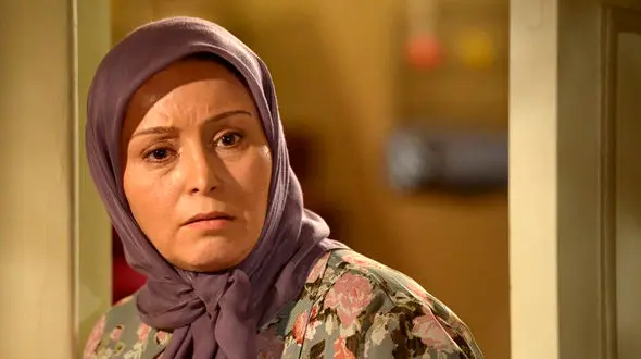 ویدیو امروز | زیبایی باورنکردنی چهره ژاله صامتی در اولین سریال تلویزیونی اش در سال 1375 ! / سکانس برتر