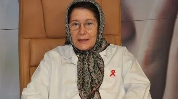 خانم دکتر مینو محرز از واکسن جنجالی HPV گفت / زنان در سن 35 تا 40 سال با این واکسن از خطر می گریزند