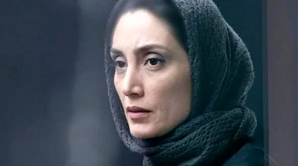 عکس های دیده نشده از کمک و آستین بالا زدن فوری هدیه تهرانی برای نجات هموطنان زلزله زده ایرانی در بم/ دست مریزاد خانوم سوپراستار!