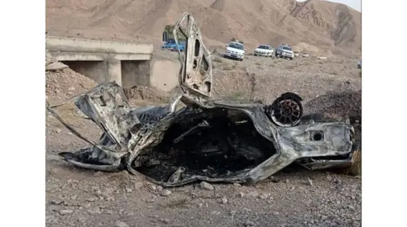 زوج پیر زنده زنده در پژو سوختند / در کرمان رخ داد + عکس