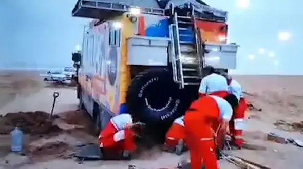 سرنوشت هولناک توریست های جمهوری چک در شن‌های کویر قم + فیلم 