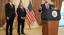 توصیه به دونالد ترامپ: «محاصره هرمز را رها کن، مذاکره‌کننده واقعی بفرست»