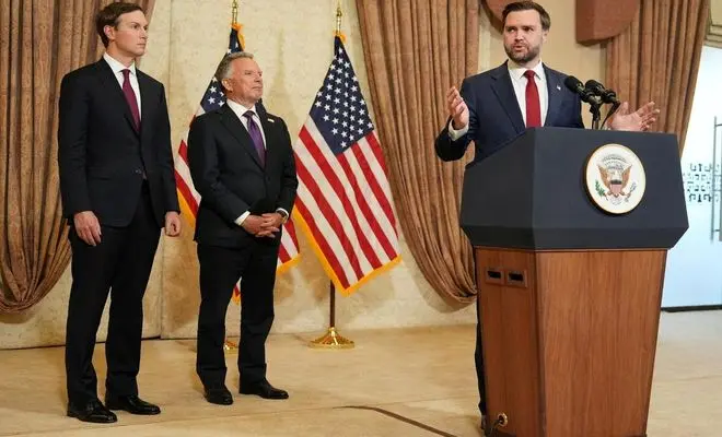 توصیه به دونالد ترامپ: «محاصره هرمز را رها کن، مذاکره‌کننده واقعی بفرست»