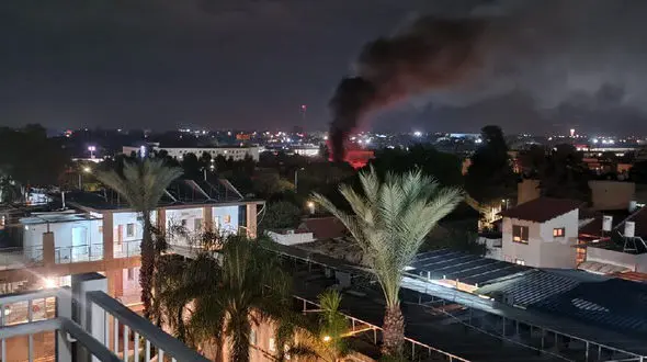 صهیونیست‌ها ساختمانِ پلیس خودشان را تخریب کردند