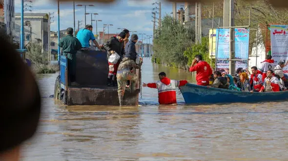 طوفان و بارش شدید باران 4 تن را در اصفهان کشت + جزئیات حادثه