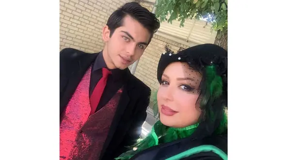 سلفی نیوشا ضیغمی و ارسلان قاسمی با لباس هایی عجیب و غریب! + عکس 