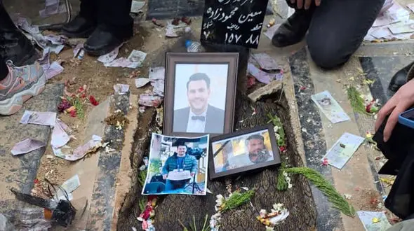 تصاویری از تشییع پیکر بازیگر جوان سینما