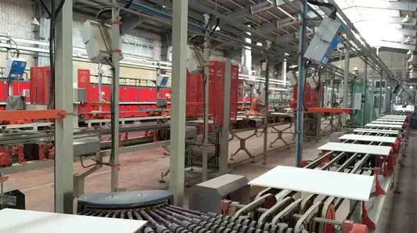  گاز کارخانه کاشی پاسارگاد سپاهان قطع شد/۲۲۰ کارگر نگران از دست دادن شغل 