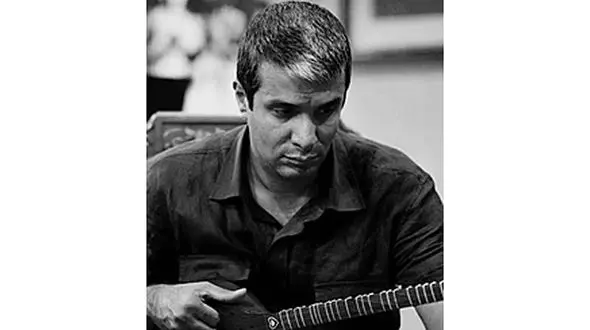 حمله کیهان به داور عصر جدید