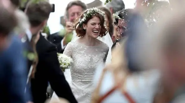  تمجید بازیگر ایرانی از سادگی ستاره سینما در روز عروسی‌اش +عکس