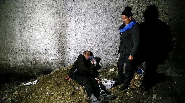 
مصرف شیشه به مدت ۲ تا ۶ سال، فرد را به معتاد متجاهر تبدیل می‌کند/ تعداد خانم‌های معتاد متجاهر بسیار کم است
