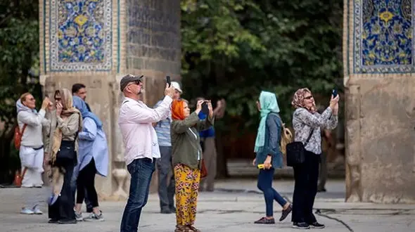 افروند:  به‌محض ارسال پالس های مثبت از مذاکرات موجی از گردشگران خارجی آماده سفر به ایران خواهند بود 