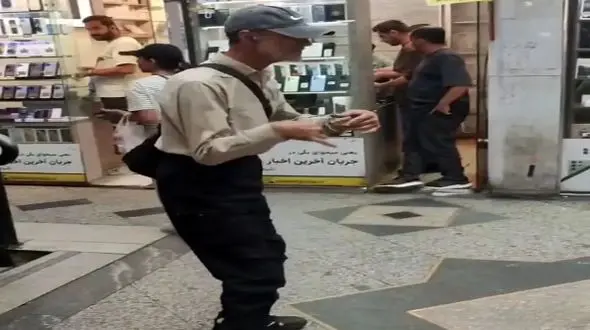 فیلم آواز شاد/ مرد خوش طی حرکت انتحاری تصمیم گرفت با رقصش تن مایکل جکسون رو تو گور بلرزونه