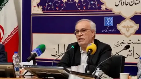 نشان عالی دانش به ۱۲ استاد تمام اعطا می شود