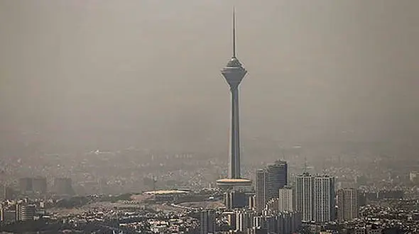 هوای تهران آلوده است