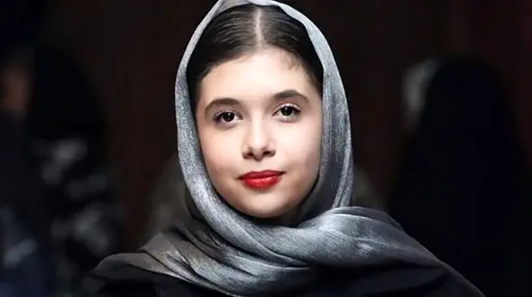 نفس بازغی، تینای "گناه فرشته" به همراه امیر جعفری و مستانه مهاجر در پشت صحنه