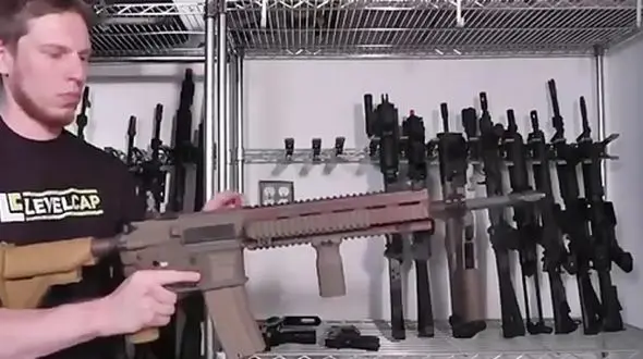 درگیری فیزیکی در زمین ایرسافت؛ بازی جنگی به خشونت واقعی کشیده شد + فیلم