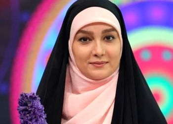 عکس های جشن تولد صمیمی و خاص مژده خنجری مجری محجبه خارج از دوربین صدا و سیما ../ تیپ و استایل خانم مجری .... با کیکی عاشقانه ...