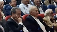 فیلم / اجرای آهنگ ممنوعه باز منو کاشتی رفتی درحضور عباس عراقچی، وزیر میراث فرهنگی و علی پروین /  در مراسم بزرگداشت پیشکسوت فوتبال ایران غوغایی شد 