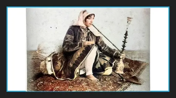 این زن زیبا و مرموز در حرمسرای ناصرالدین شاه کیست؟ + تصاویر