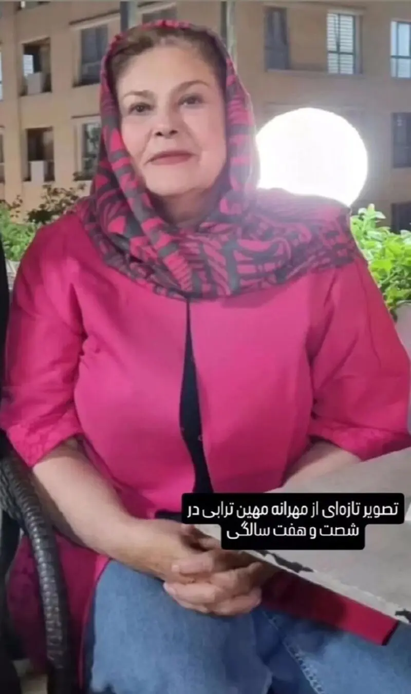 مهرانه مهین ترابی در کافه