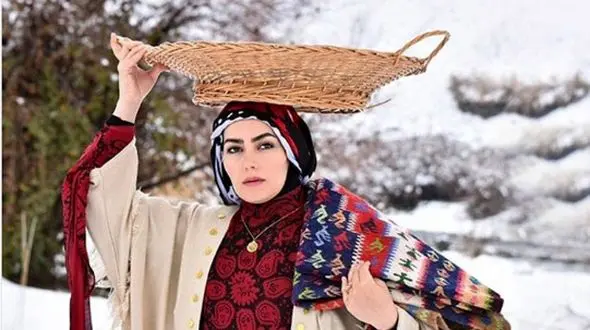 عکس جذاب و هنری بازیگر زیبای سریال «نون خ»