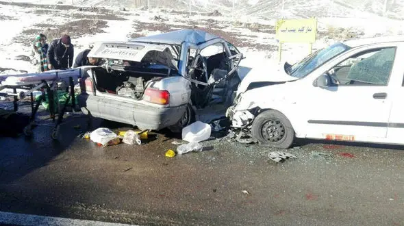 تصادف زنجیره‌ای ‌در آزادراه قزوین ـ زنجان ۱۴ مصدوم برجای گذاشت