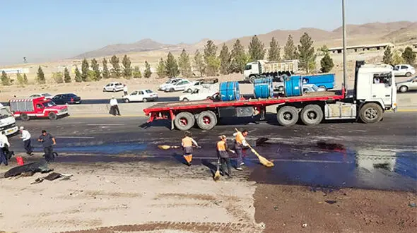 جزئیات واژگونی هولناک تانکر حامل سوخت در آزادراه تهران- ساوه + عکس