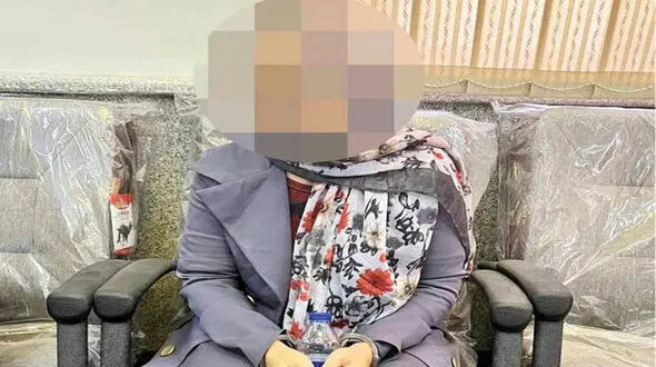بی عفتی زن بی اخلاق در بوتیک محله شان ! / سست نگاه های مرد فروشنده شدم !