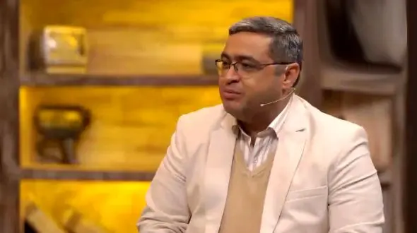 فیلم بغض و اشک دکتر سعید عزیزی در آنتن زنده صدا و سیما / المیرا شریفی مقدم مبهوت شد