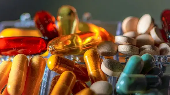 بهترین ویتامین‌ ها برای کاهش وزن و سلامت بدن + جدول