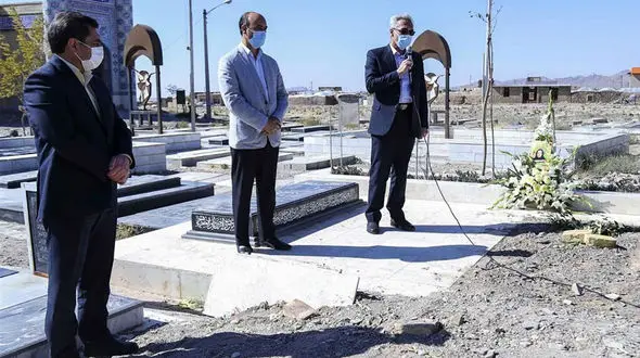 منصوره حسینی ، اولین شهیده مدافع سلامت خراسان جنوبی / او 33 سال داشت