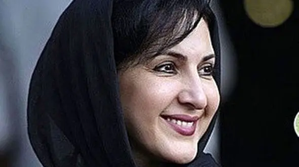 فیلم تلخ از ضجه های دردناک خانم بازیگر ایرانی در بهشت زهرا / فاطمه گودرزی عزادار کیست؟!