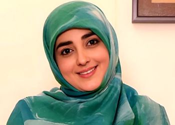 فیلم/ جشن تولد مجلل و شاهانهستاره سادات قطبی با خلاقیت تحسین برانگیز اوستا قناد تهرانی در پخت کیک  / تولد ویژه با تم صورتی و سلیقه شهرام شکیبا 