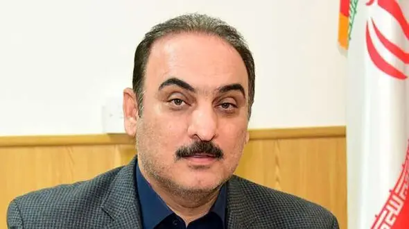  برخی مسئولان به جای حل مشکلات گلایه‌های بی‌حاصل می کنند/ نقد مستقیم به عملکرد عارف  