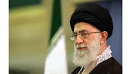  لحظاتی از حضور آیت الله خامنه‌ای در مراسم تشییع امام خمینی(ره) + فیلم