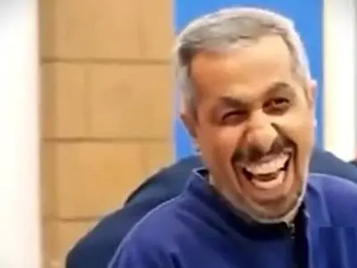 ویدیو/ 1 دقیقه با پشت صحنه درحاشیه حال اموزتو خوب کن / جواد رضویان هم سلطان کمدیه هم سلطان کلمات نامنظمه، اصلا عالیه این بشر